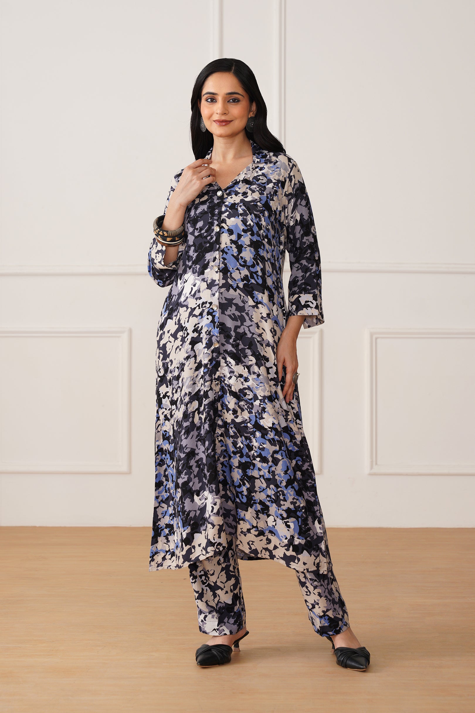 Elegant Kurti Set with Chinese Collar