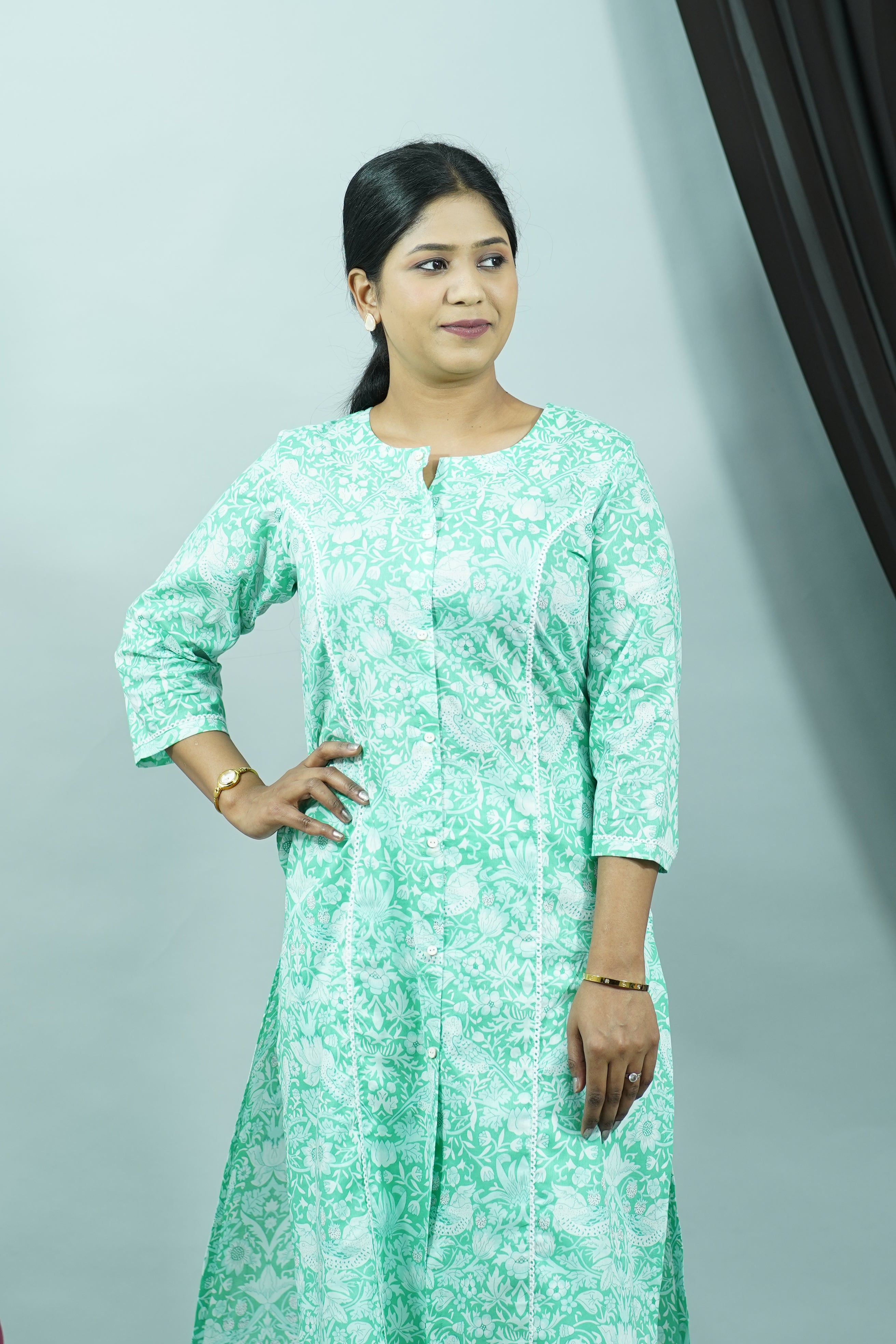 Green Cambric Princess Cut Kurti