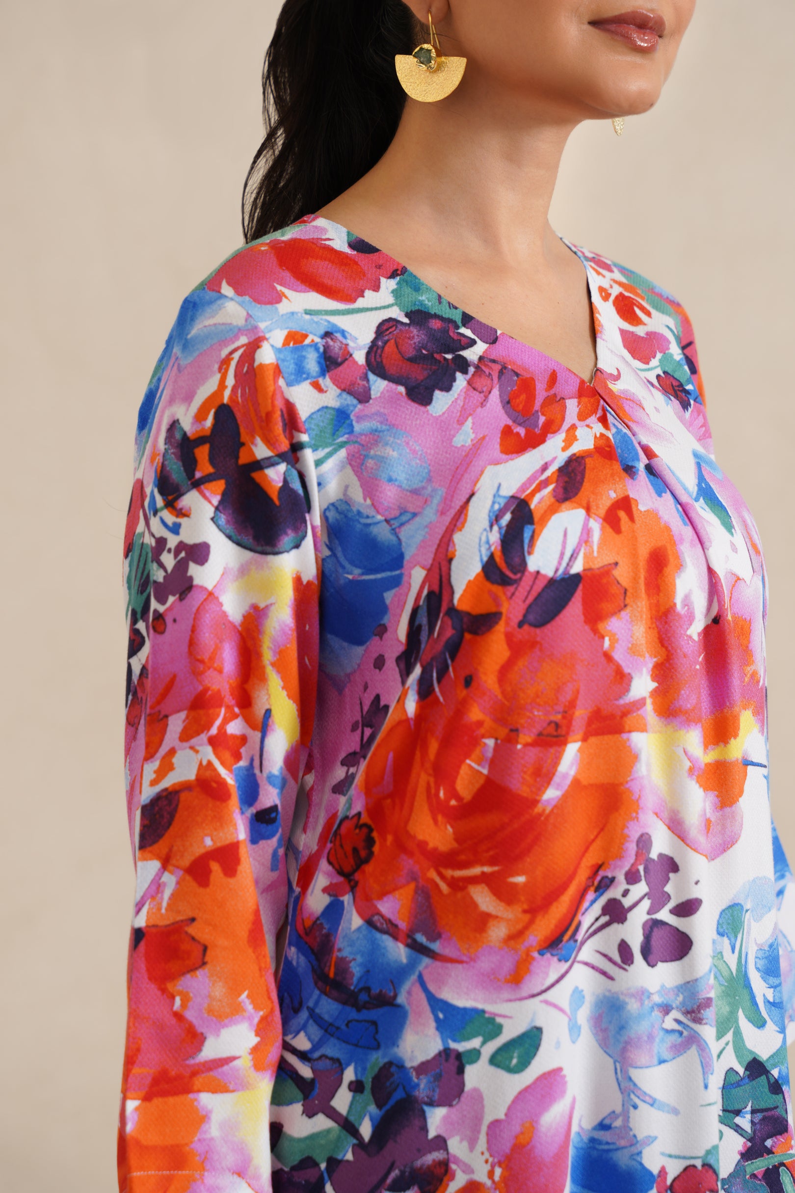 Rangoli V-Neck Kurti in Dobi Fabric