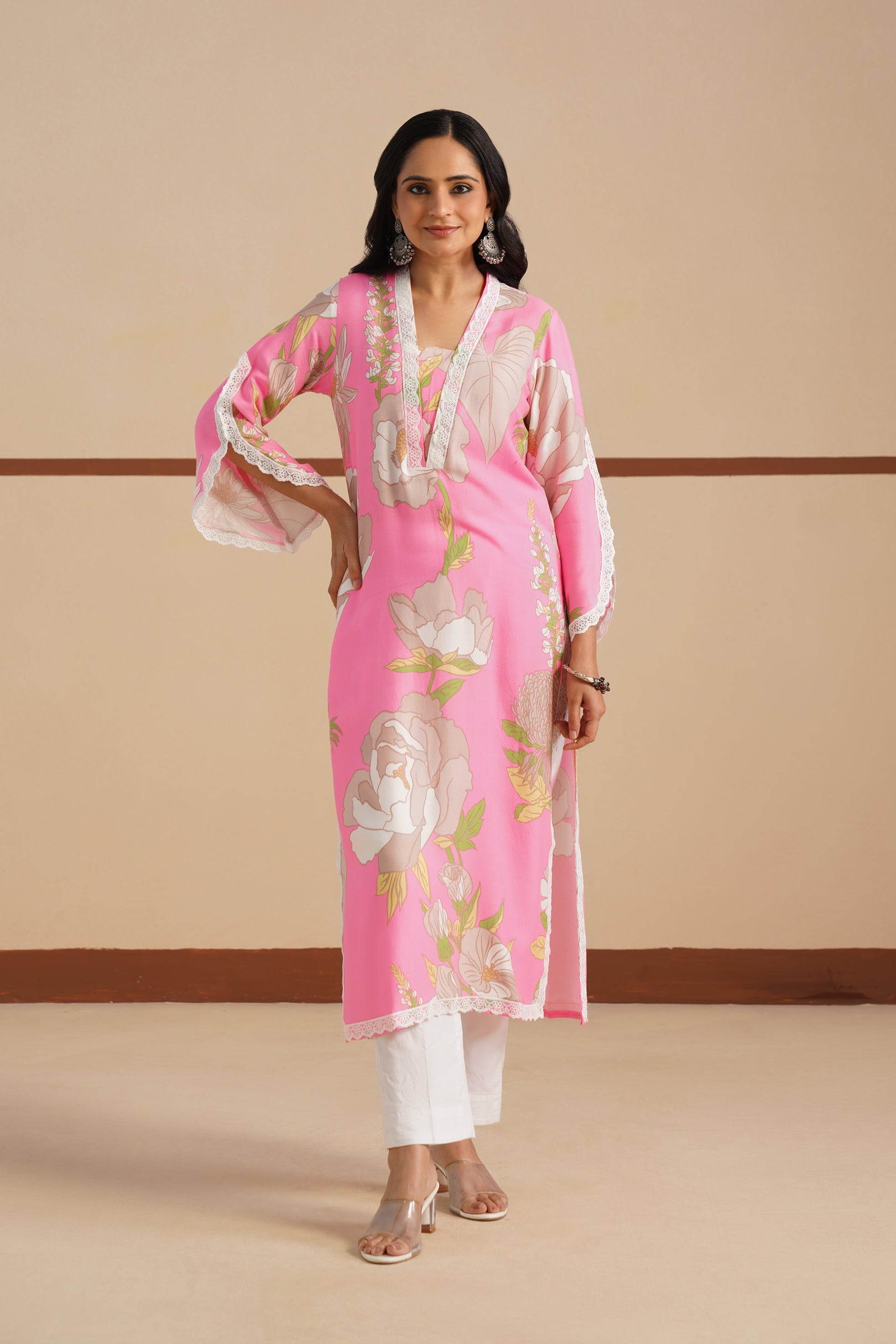Kaftan V-Neck with Lace