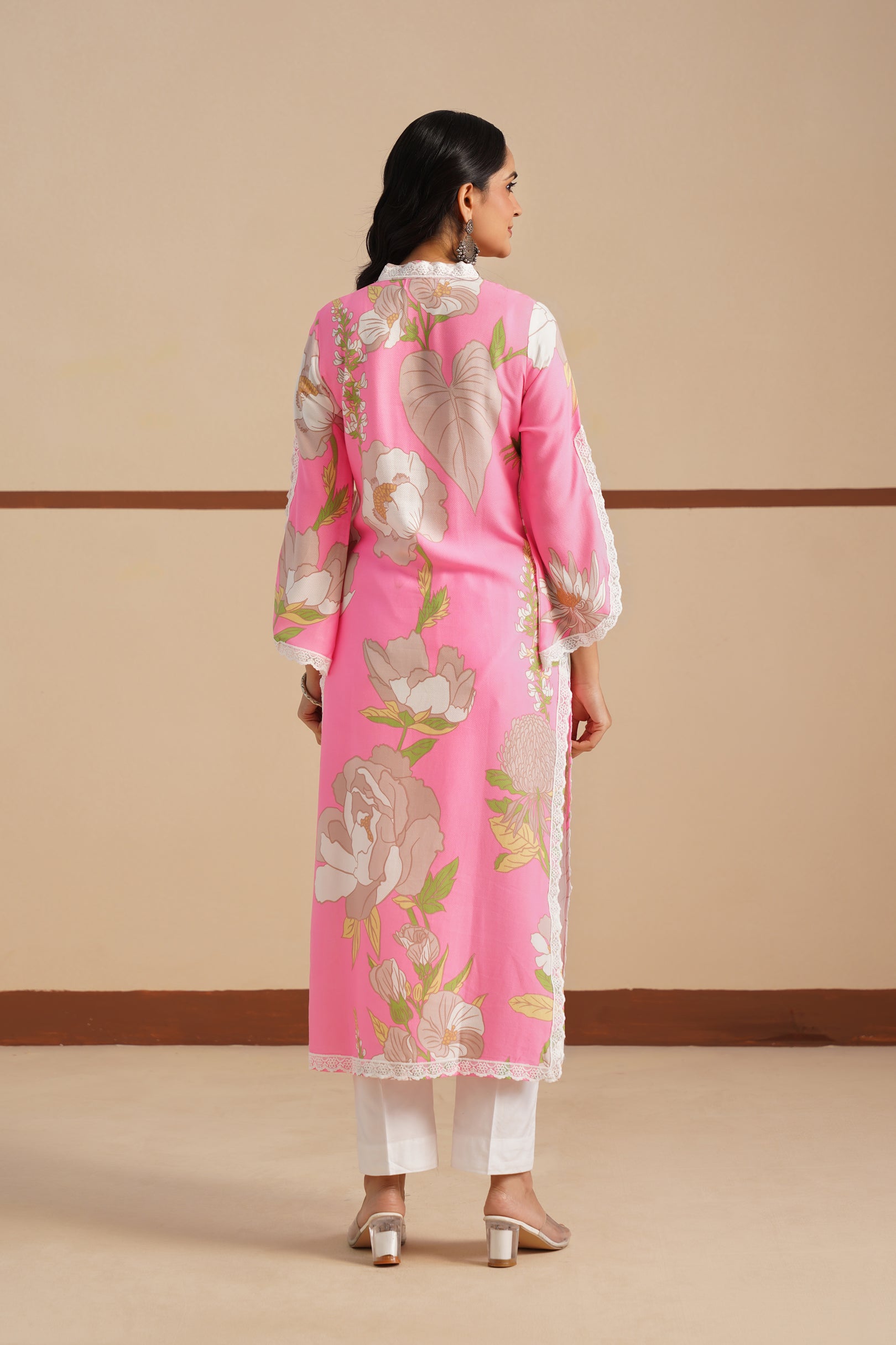 Kaftan V-Neck with Lace