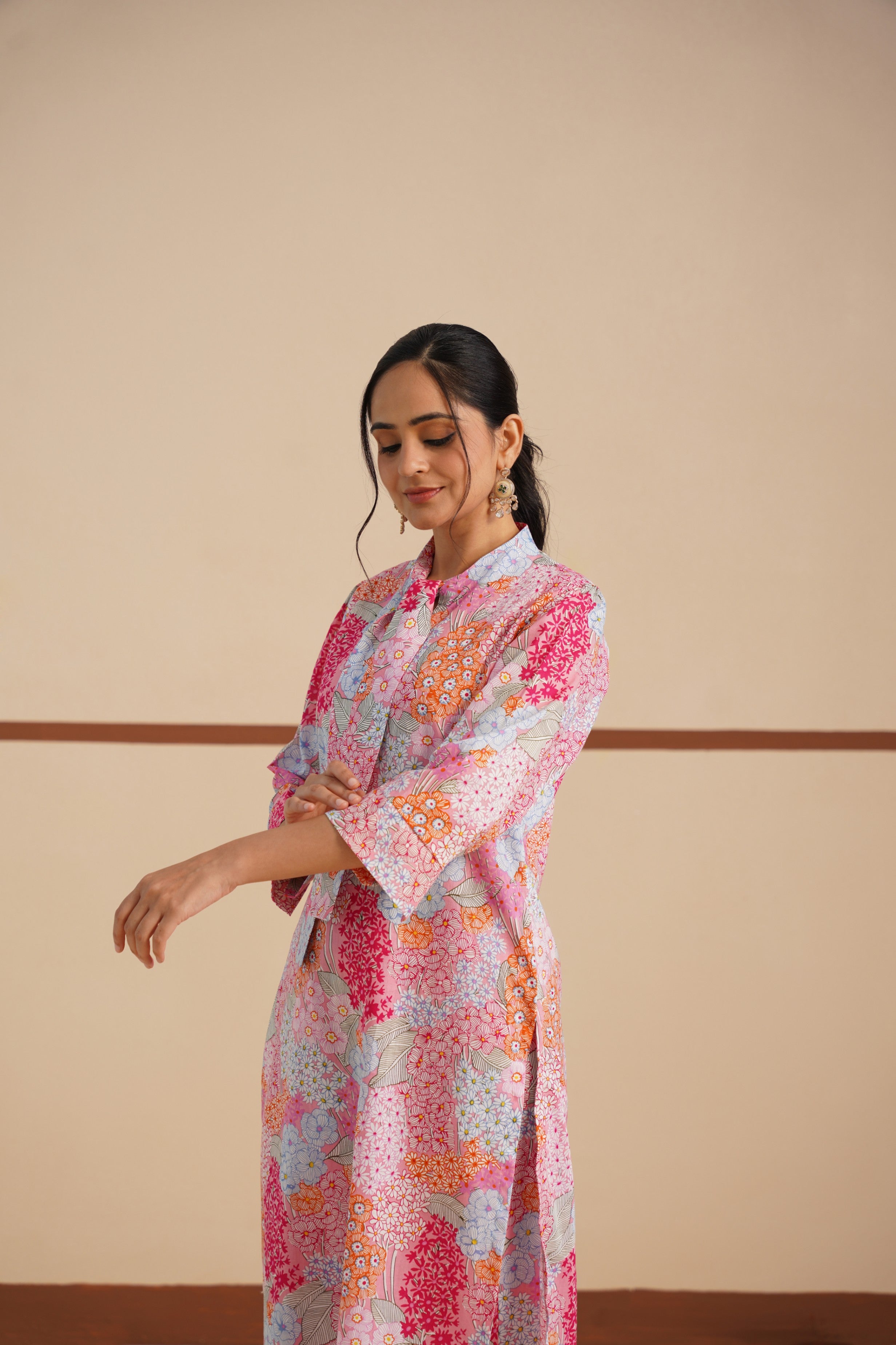 Cambric Kurti Set with Tie Neck