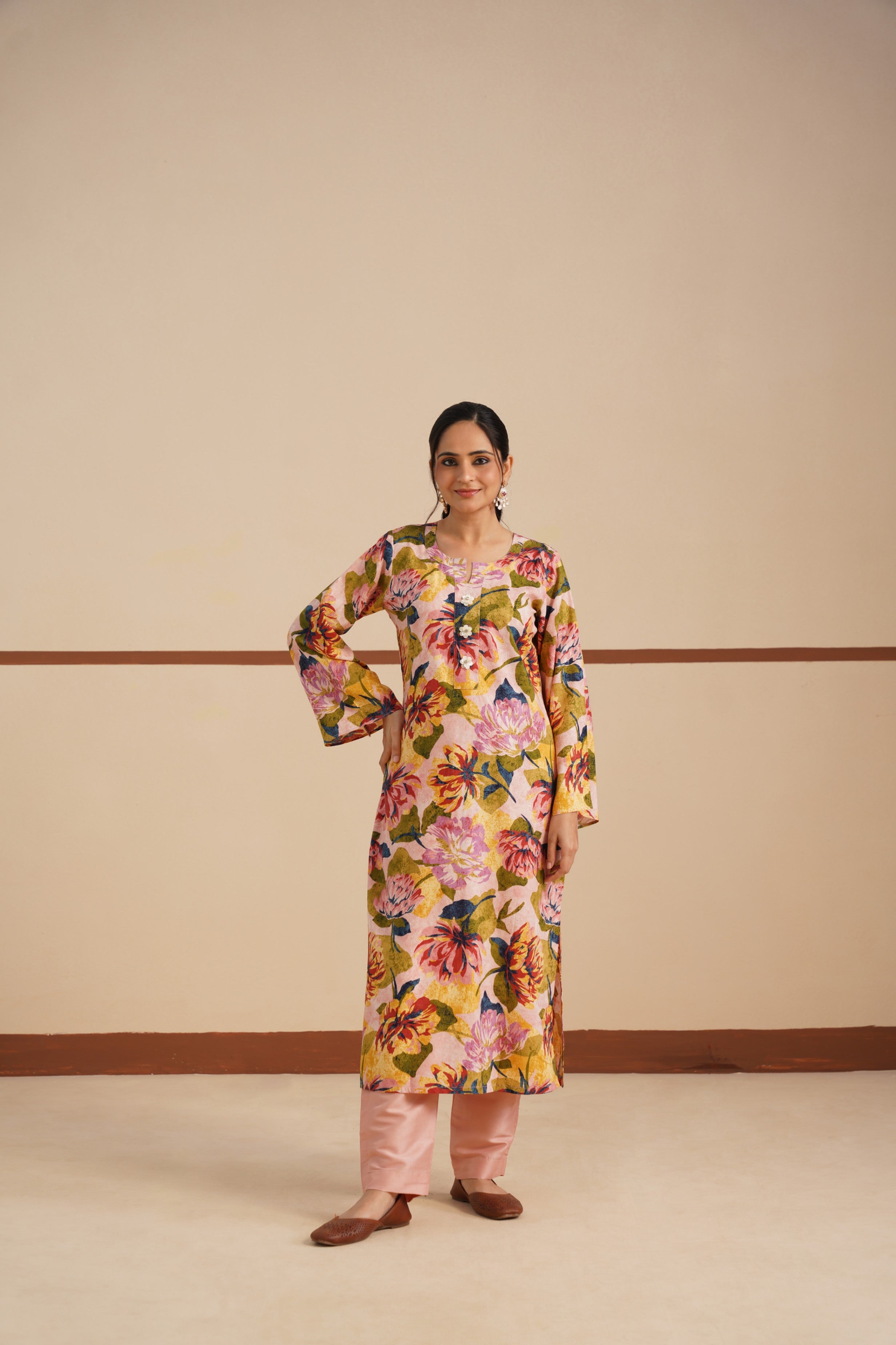 Peach Round Neck Kurti Set – Graceful Look in Birasho Rayon