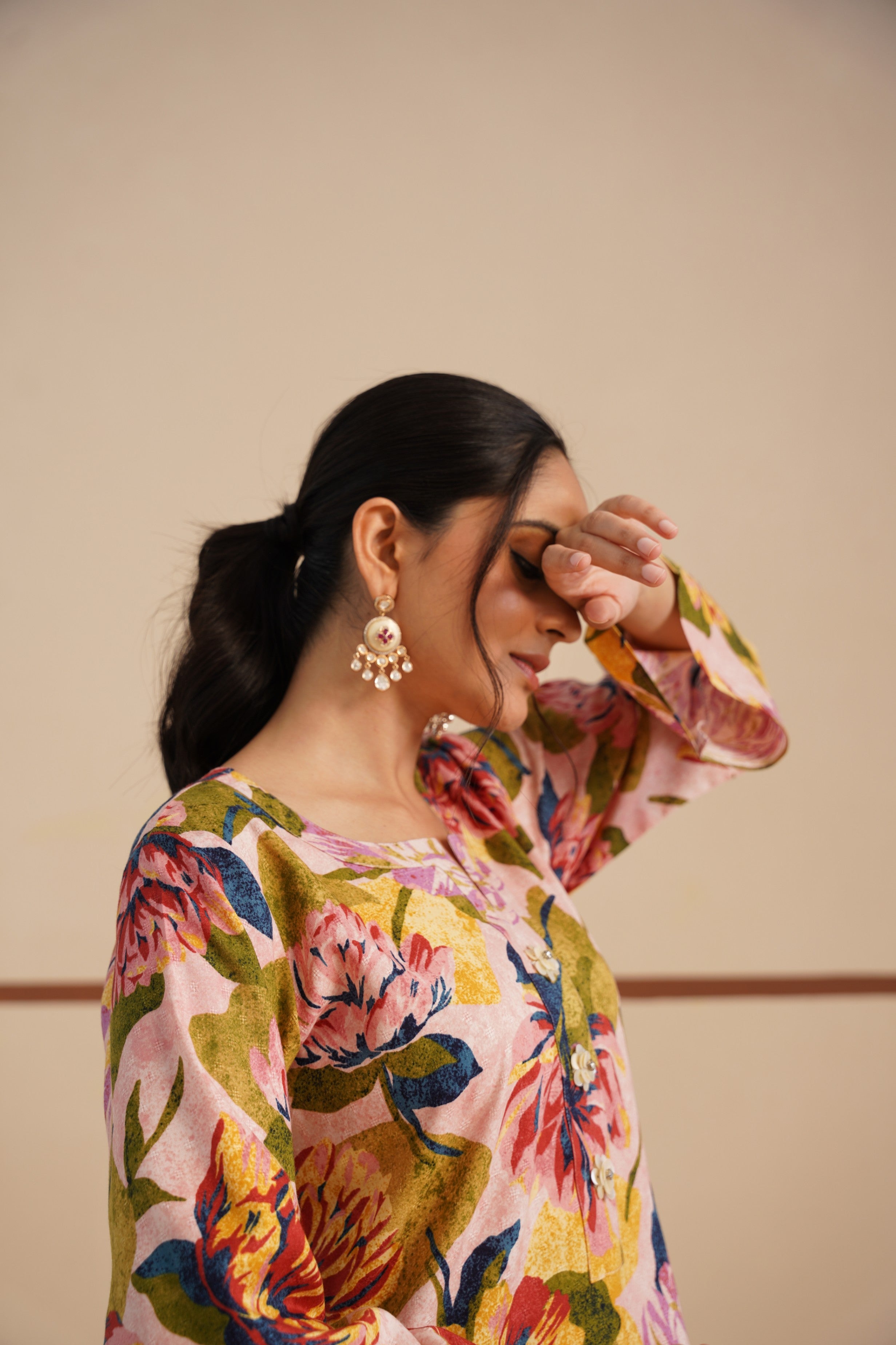 Peach Round Neck Kurti Set – Graceful Look in Birasho Rayon