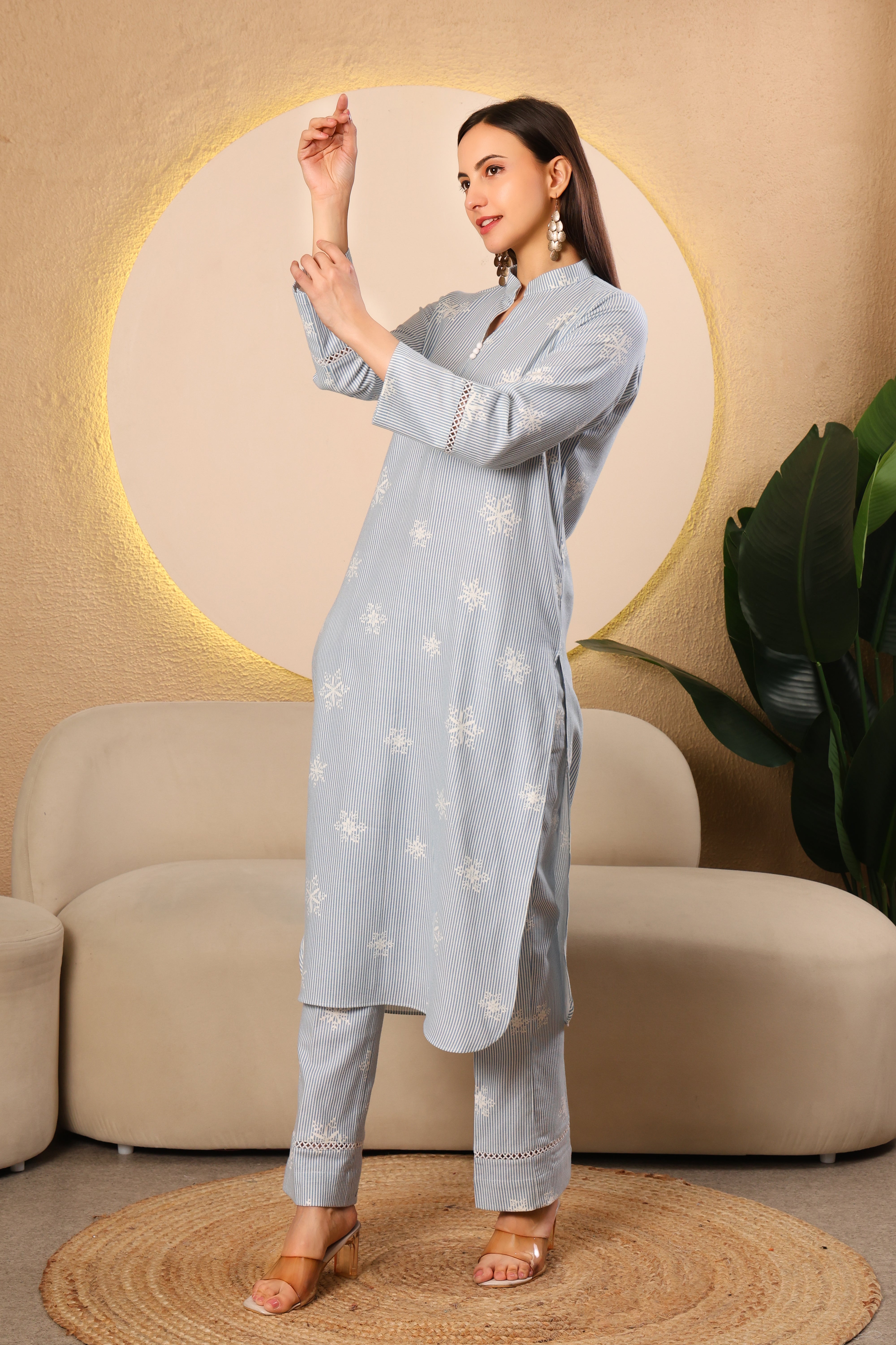 Classic Pashmina Printed Kurta Set