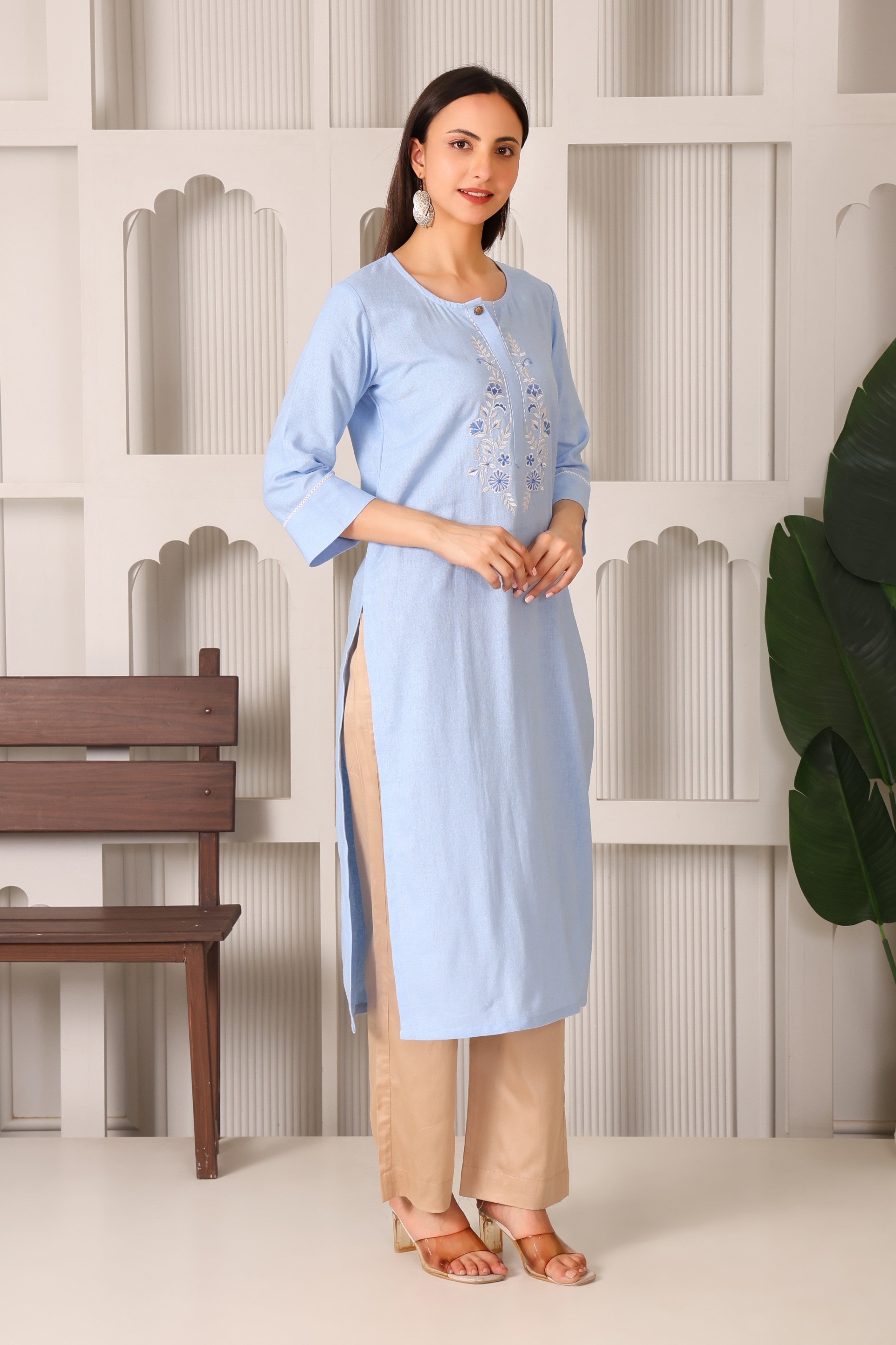 Timeless Linen Kurta Set with Artistic Front Embroidery