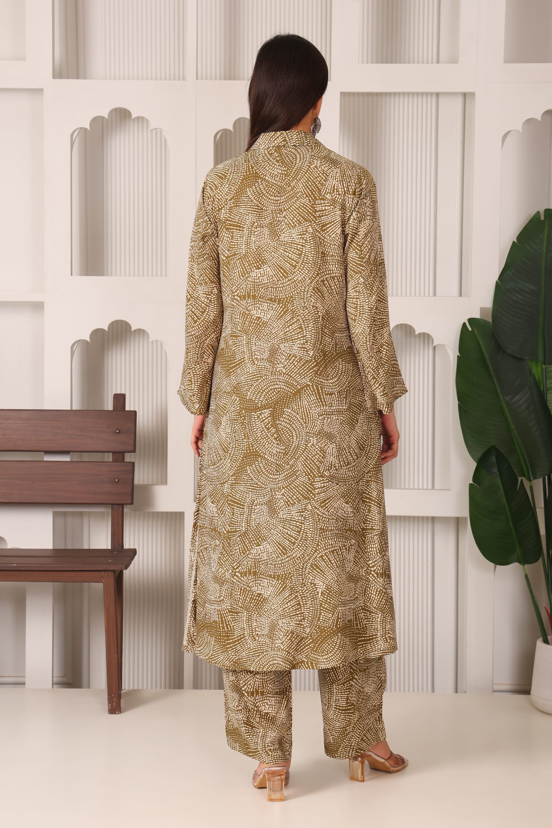 Rayon V-Neck Shirt Collar Kurta Set