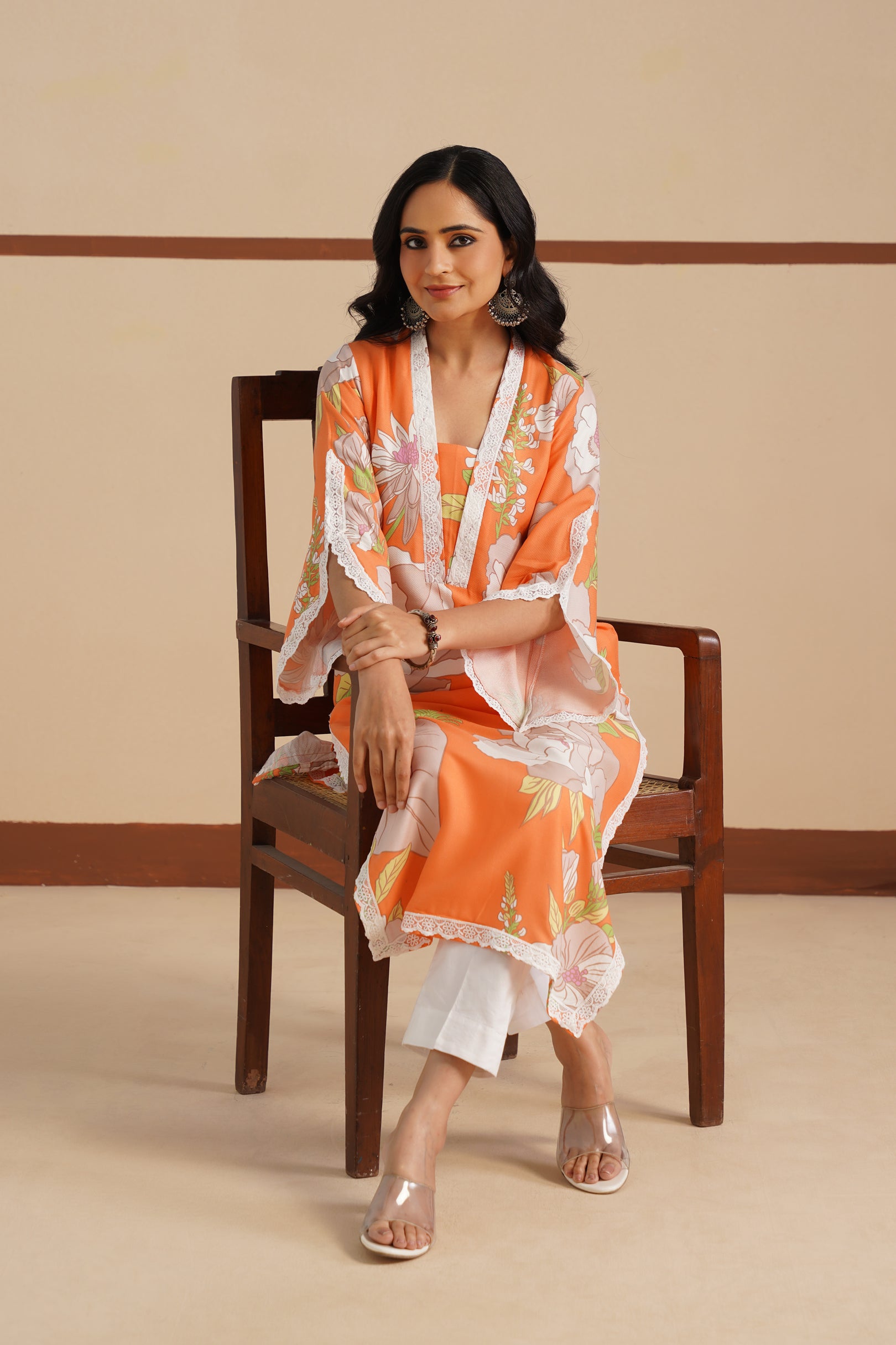 Kaftan V-Neck with Lace