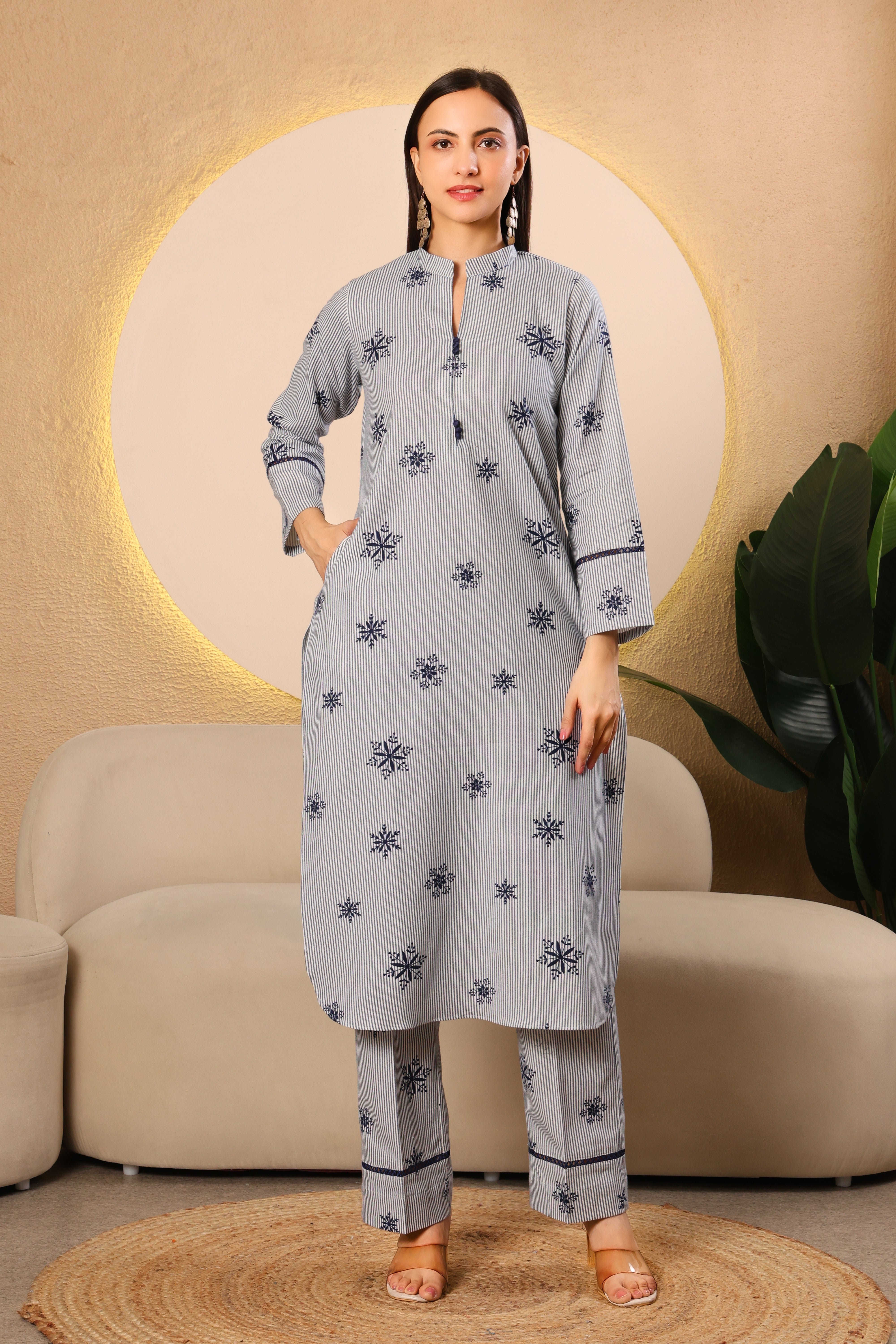 Classic Pashmina Printed Kurta Set
