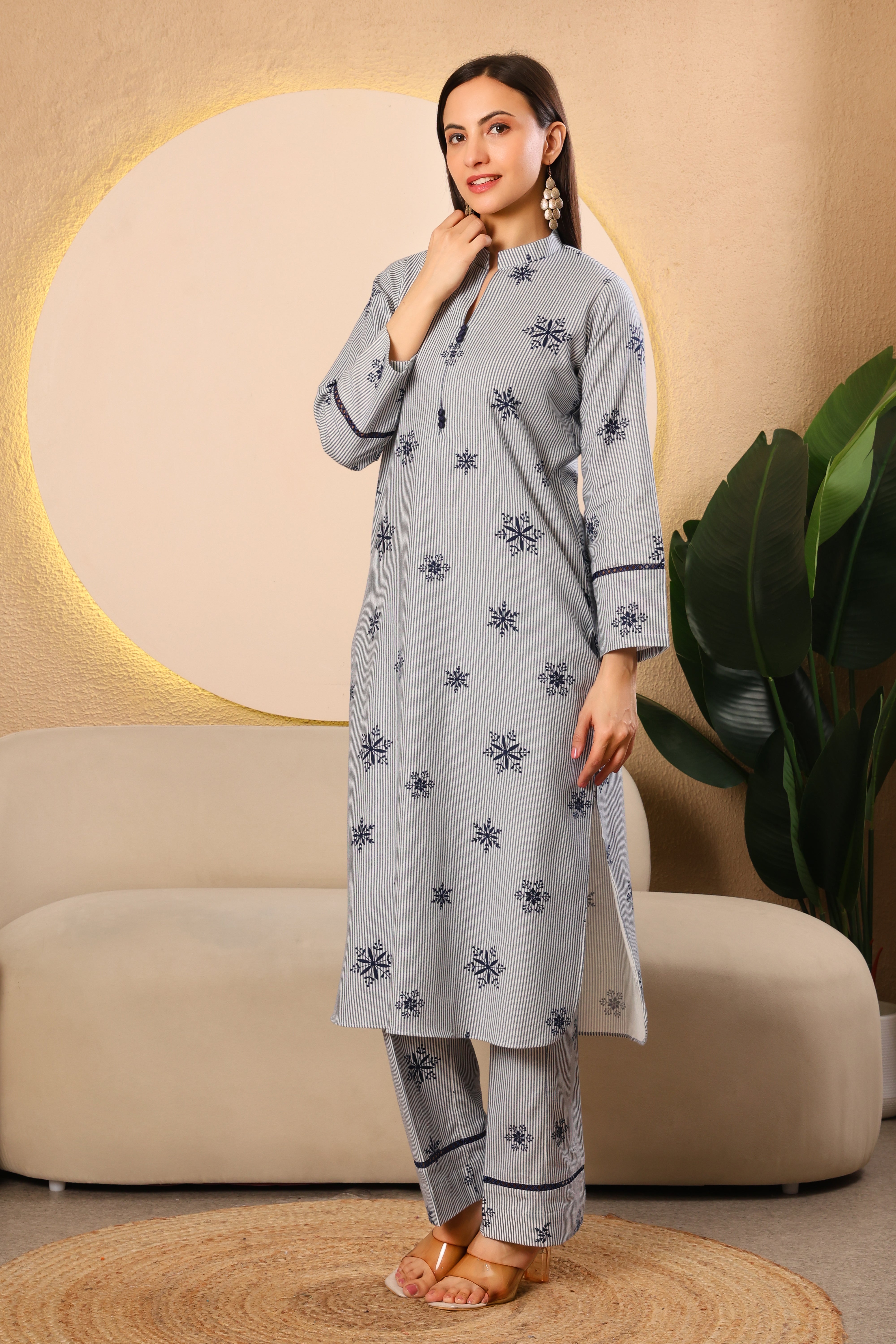 Classic Pashmina Printed Kurta Set
