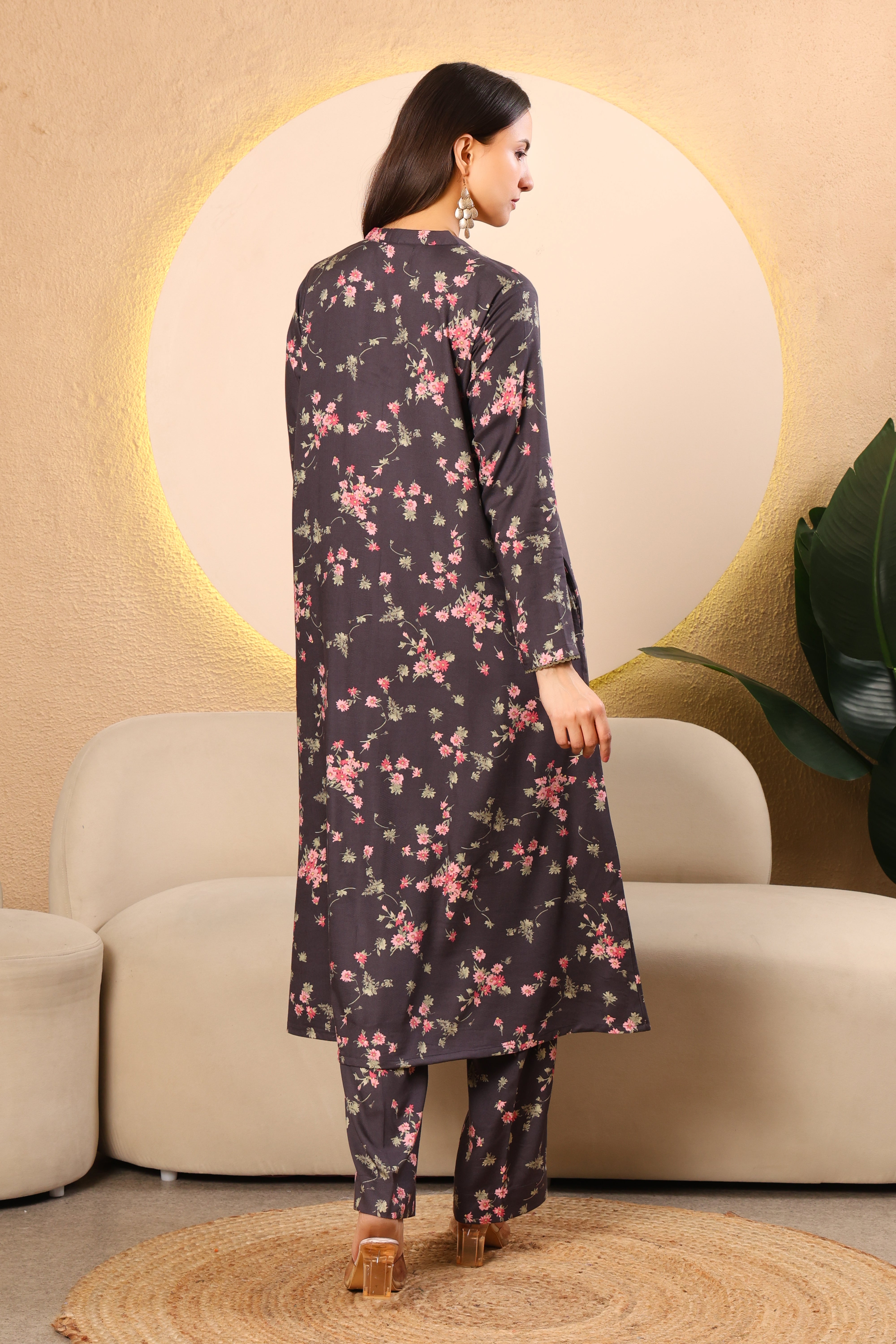 Graceful Bloom Pashmina Kurta Set