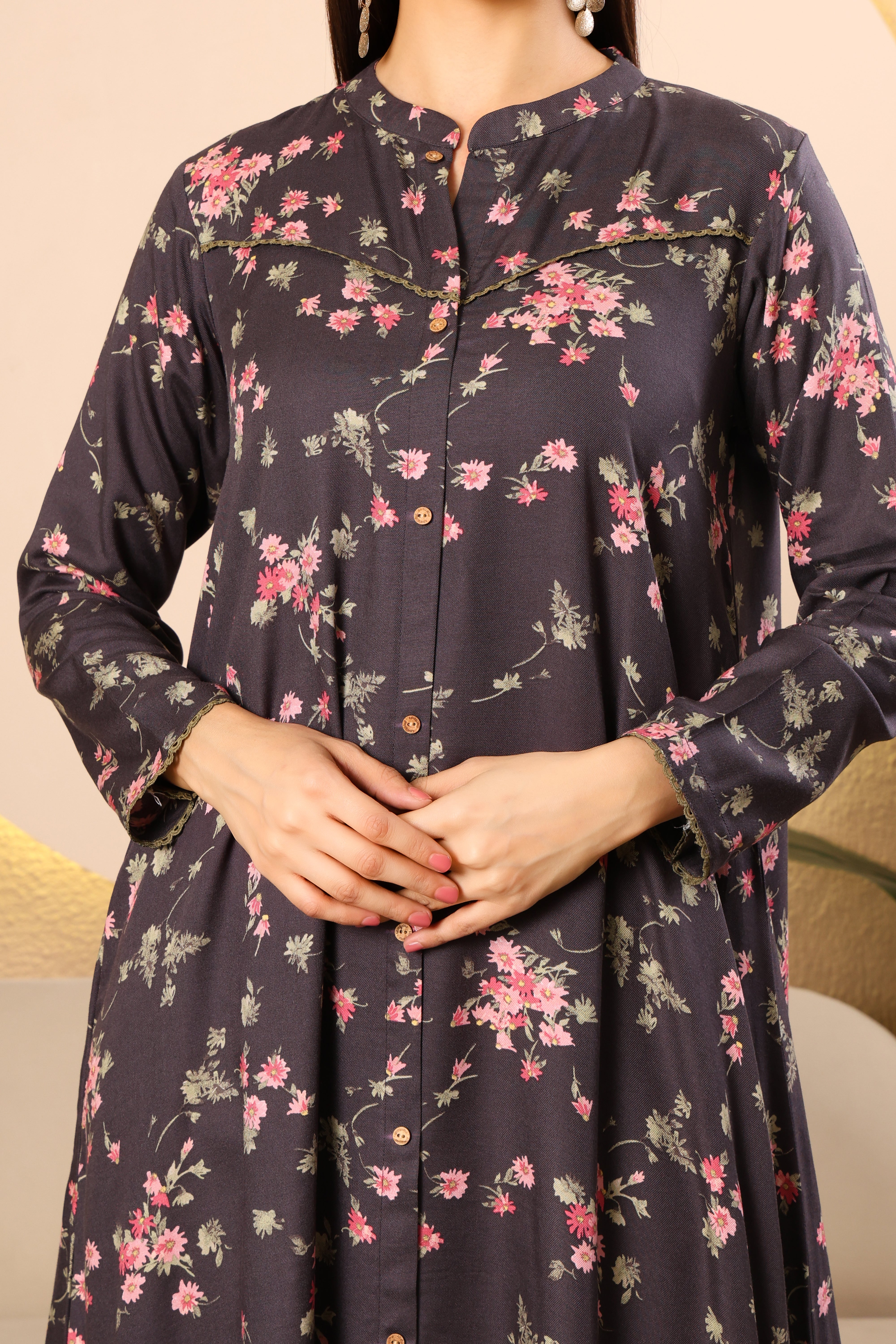 Graceful Bloom Pashmina Kurta Set