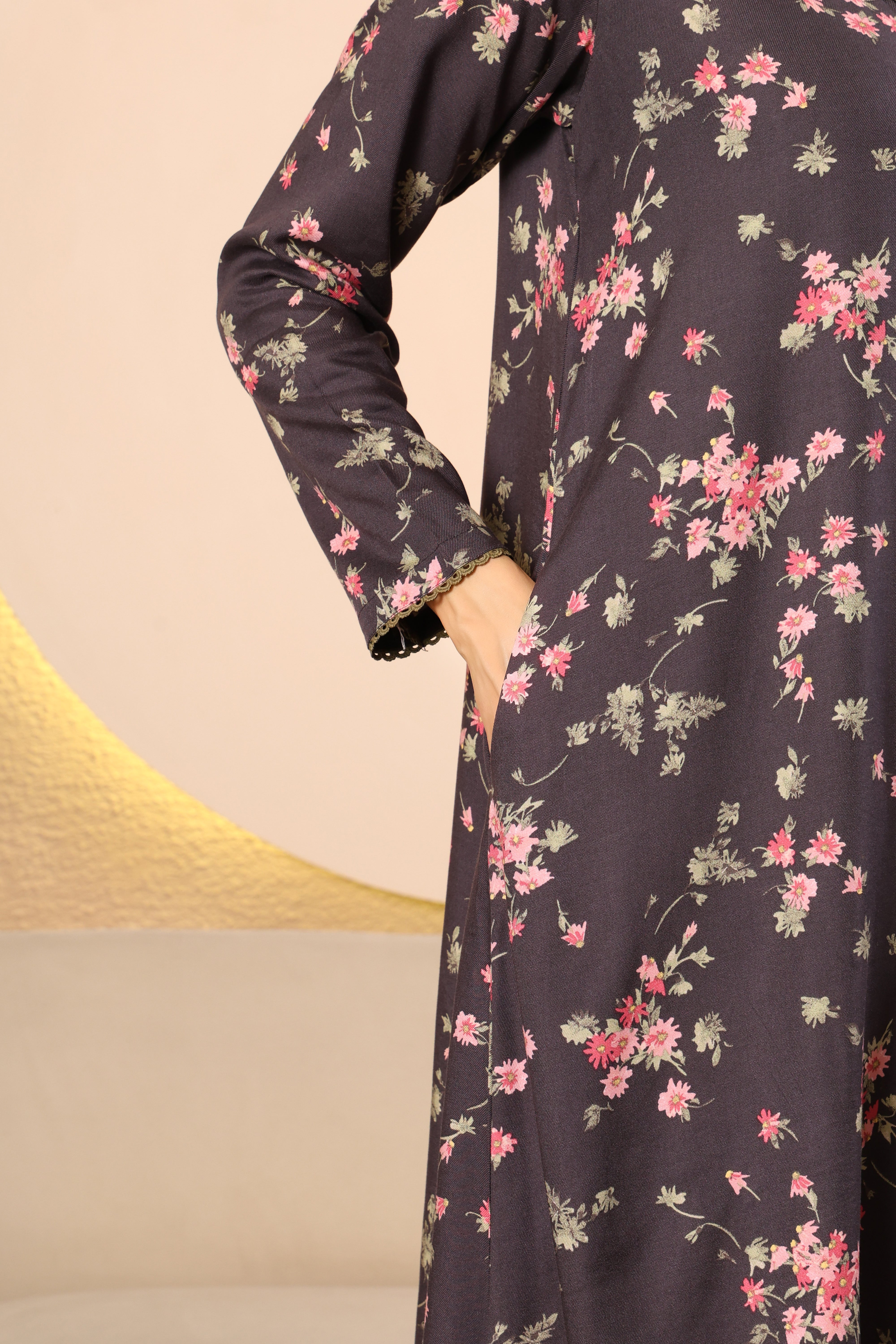 Graceful Bloom Pashmina Kurta Set