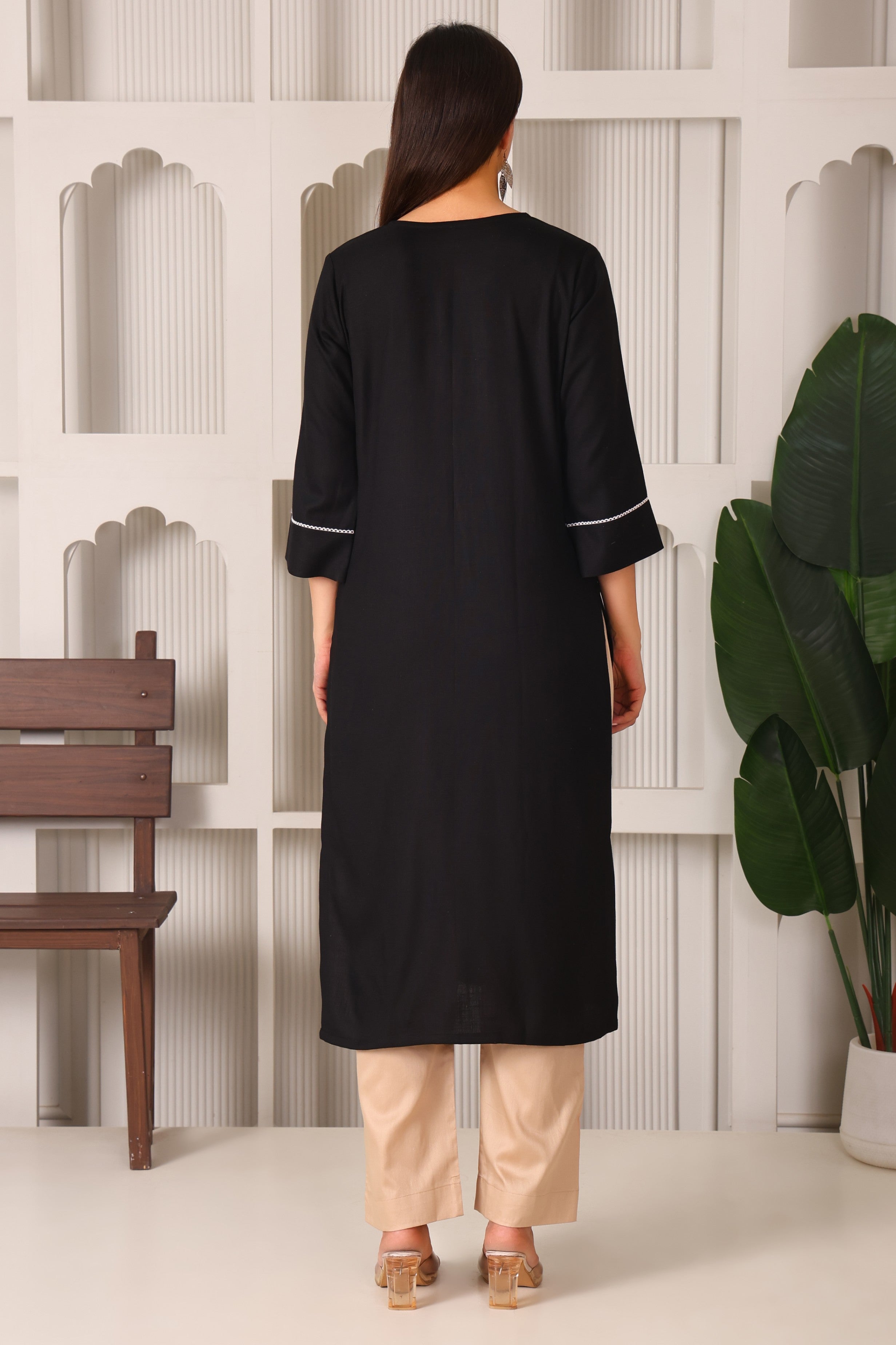 Linen Front Embroidery Kurta Set