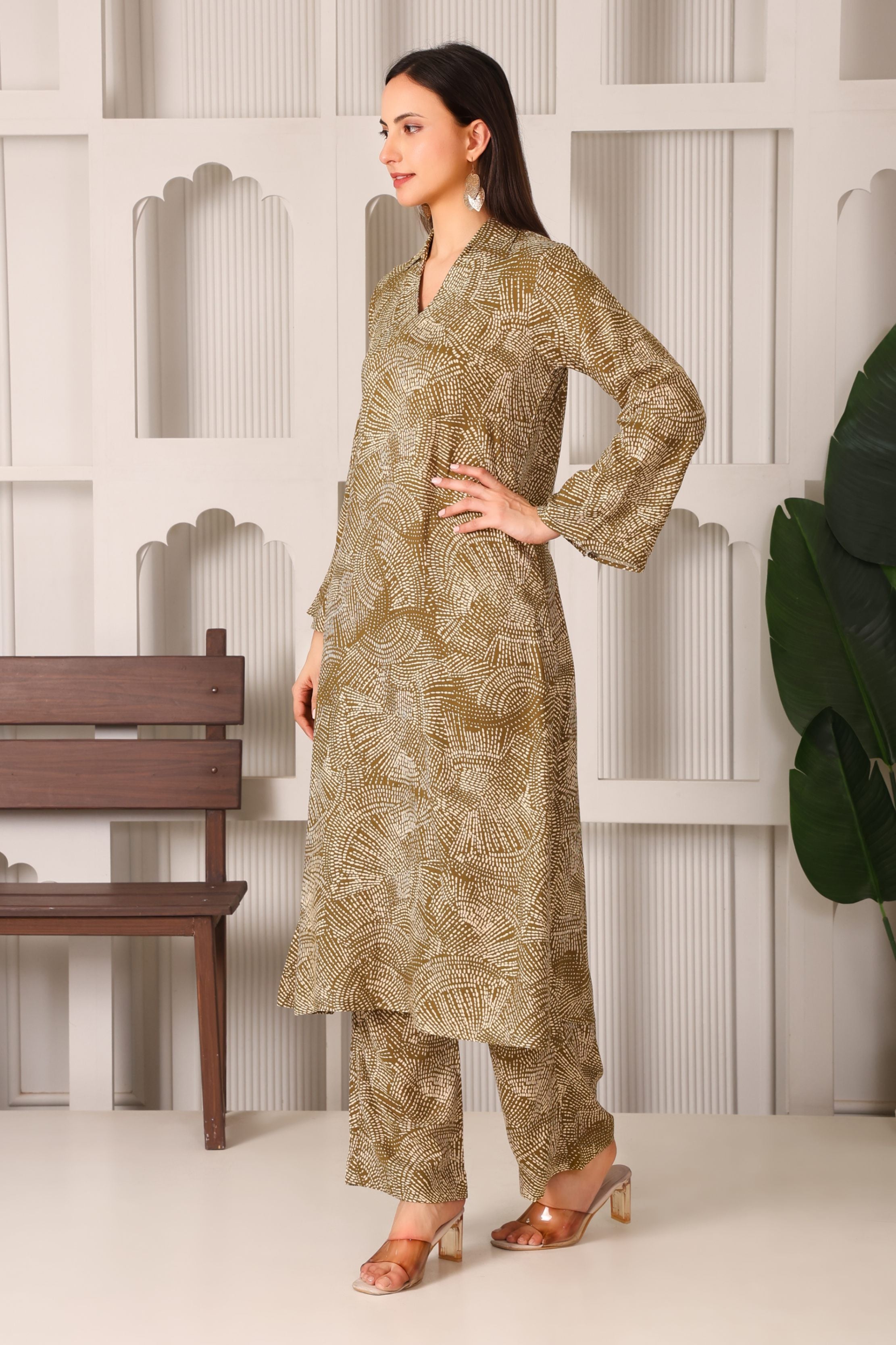 Rayon V-Neck Shirt Collar Kurta Set